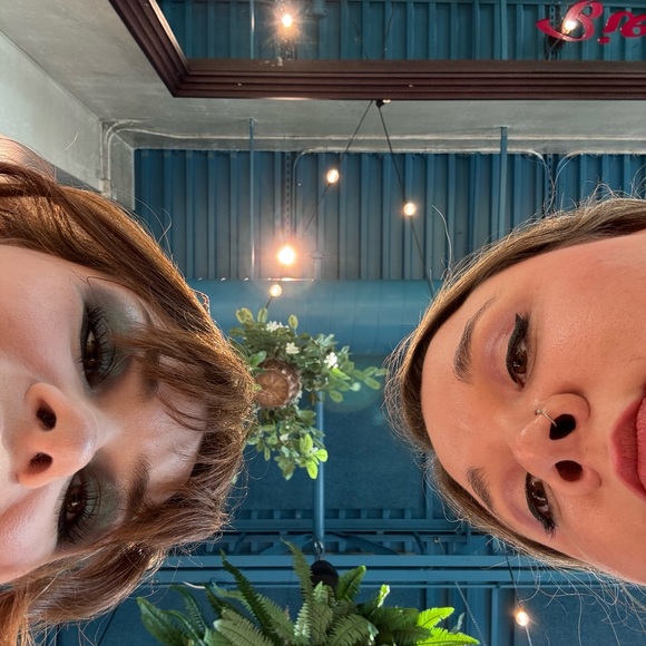 Meet your Posher, Isabel - Picture 2 of 4